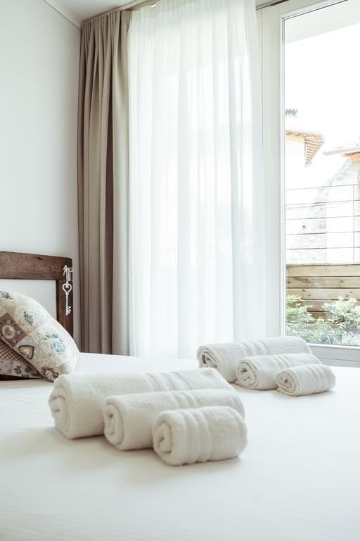 Villa Fontanelle Gardapartments ポルペナッツェ・デル・ガルダ エクステリア 写真