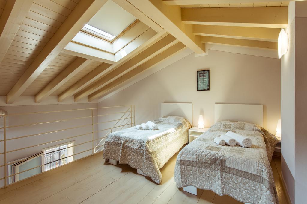 Villa Fontanelle Gardapartments ポルペナッツェ・デル・ガルダ エクステリア 写真