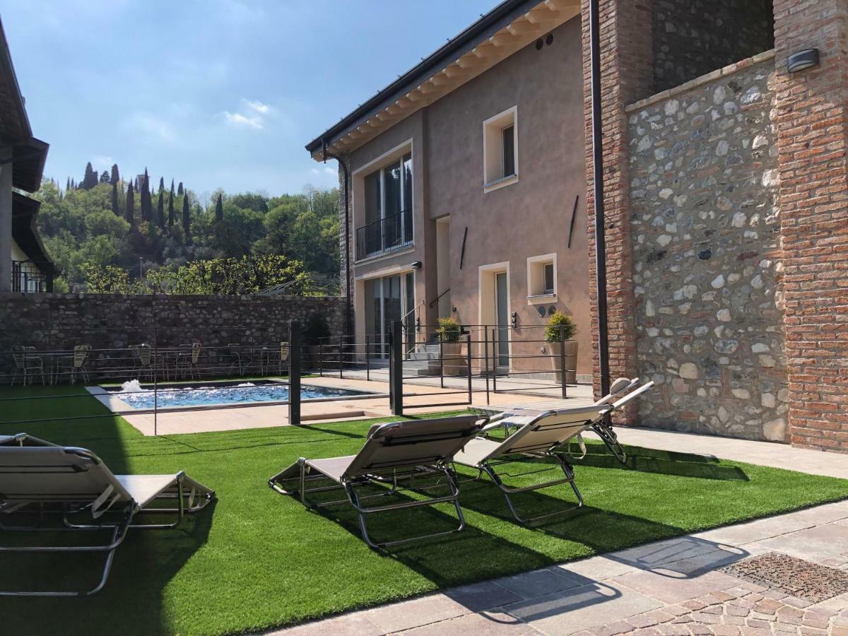 Villa Fontanelle Gardapartments ポルペナッツェ・デル・ガルダ エクステリア 写真